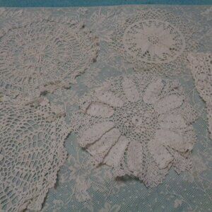 VINTAGE RETRO HAND CROCHETED DOILYS LOT OF 5